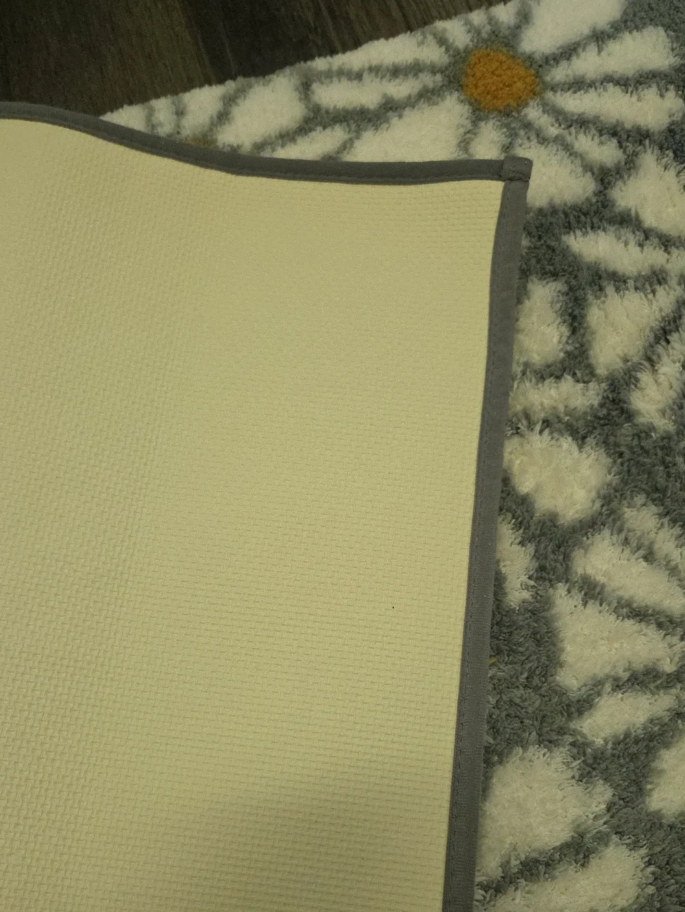 Martha Stewart Bath Mat With Rubber Backing.